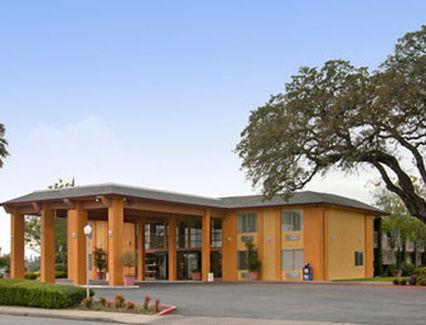 Courtyard Inn North Highlands Εξωτερικό φωτογραφία